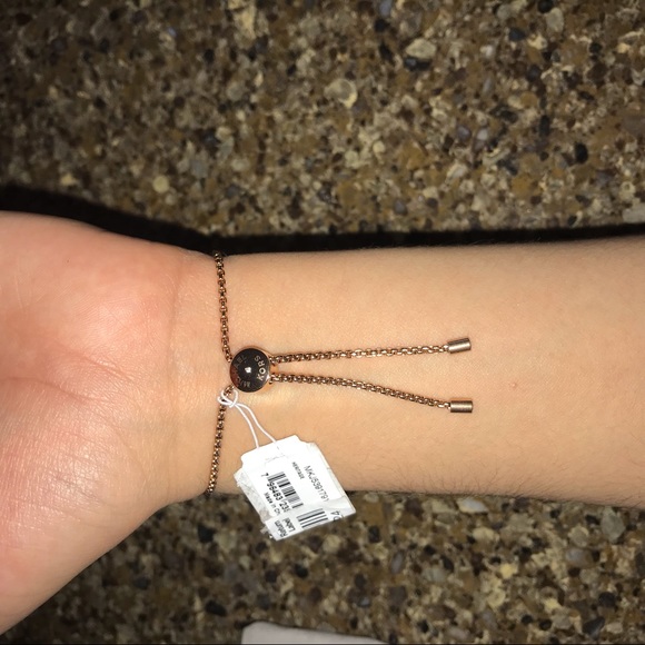 Michael Kors Rose Gold adjustable Heart Bracelet - Picture 5 of 5